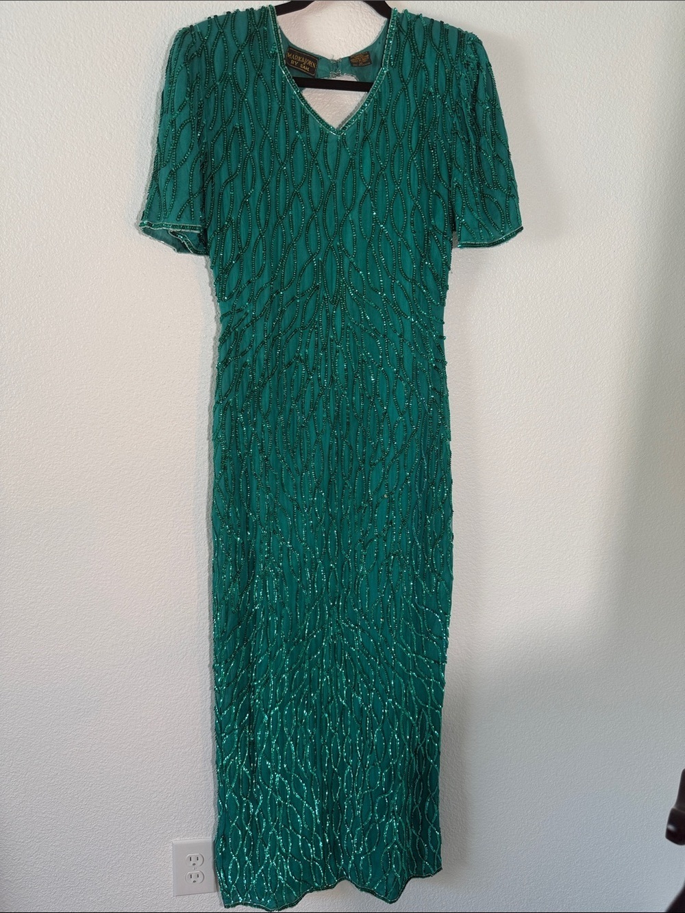 Vintage Mark & John Green Sequin V-Neck Short Sleeve Dress